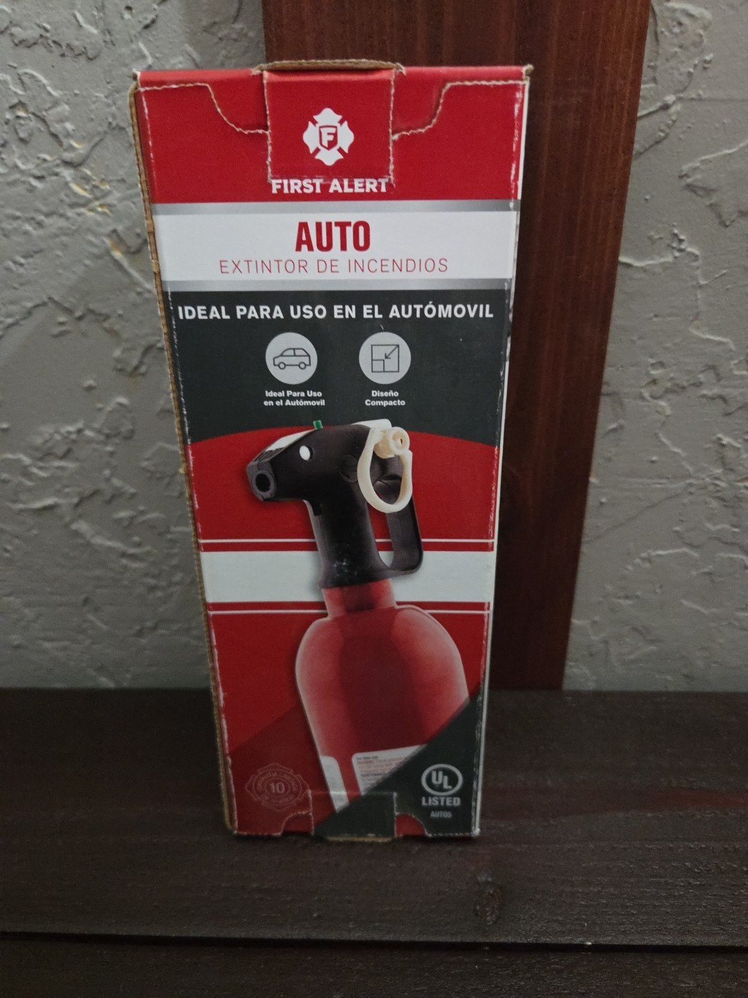Car Fire Extinguisher First Alert 1-Pack 5-B:C With Bracket New