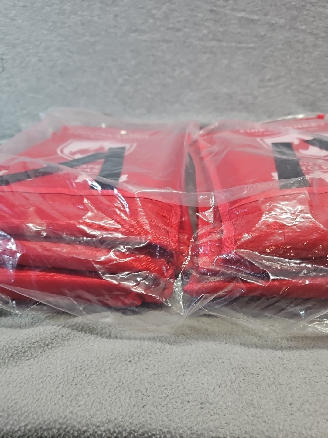 Safeway 40×40 Fire Blanket 6 Pack New Sealed (4s4)
