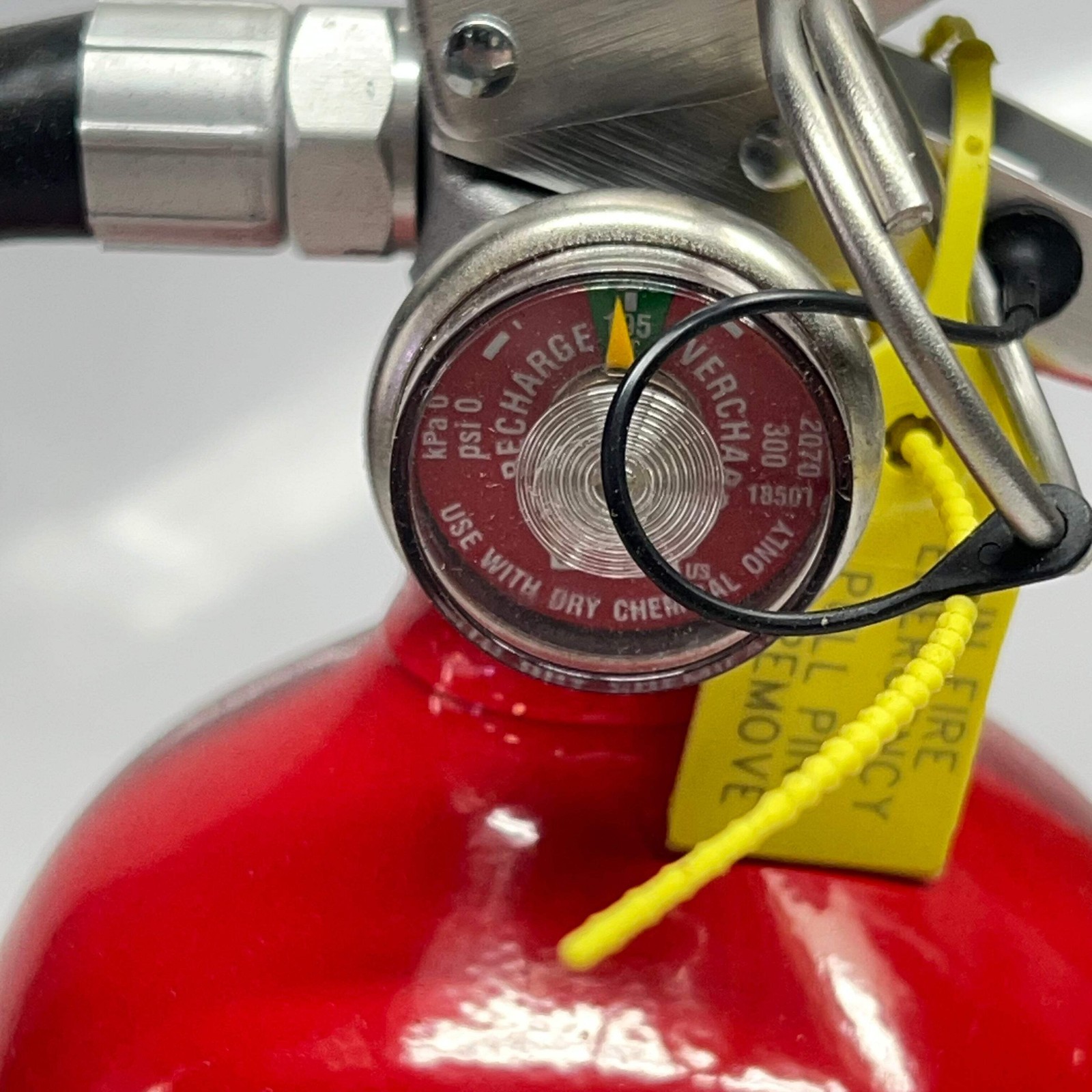BADGER FIRE PROTECTION Dry Chemical Portable Advance Fire Extinguisher 21007866