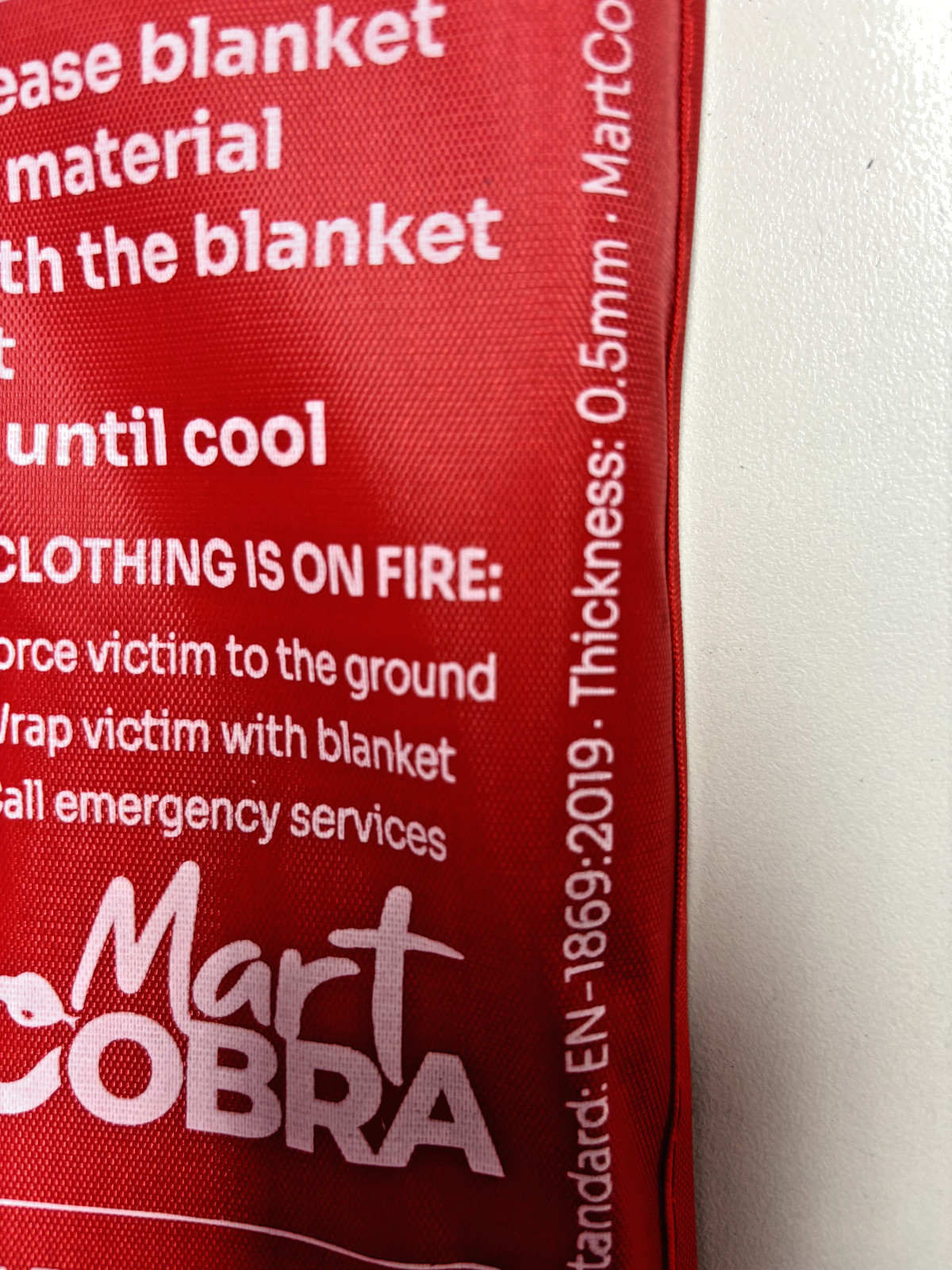 Mart Cobra Fire Blanket for Home Safety 100% Fiberglass 0.5mmThickness PACK OF 4