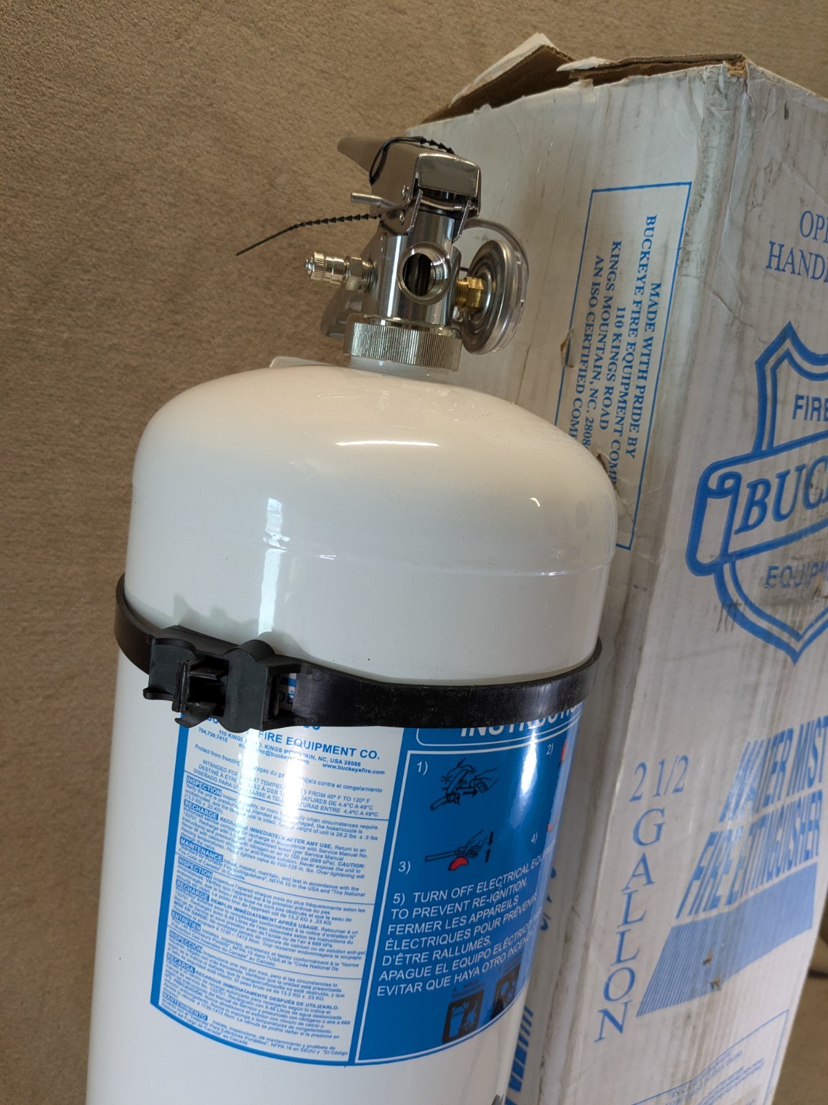 Buckeye 51000 Fire Extinguisher 2A:C Water Mist 2.5 Lb