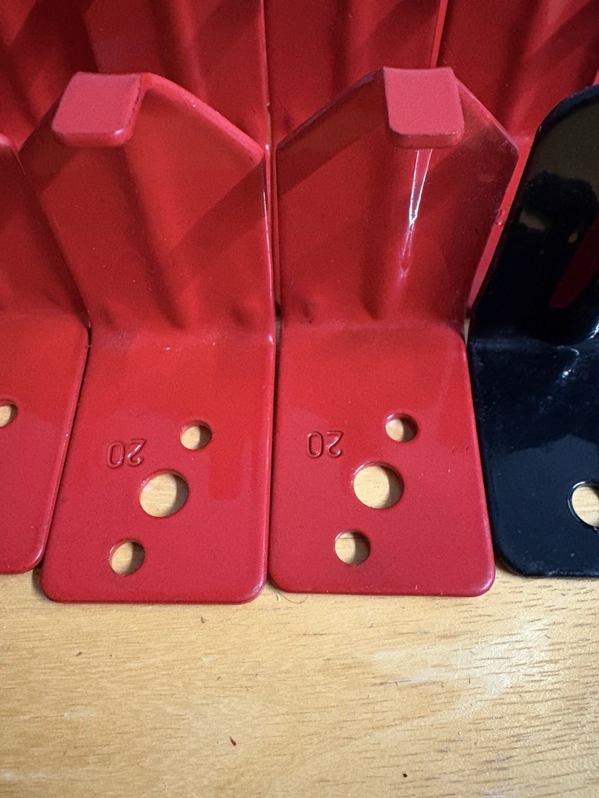 21 Wall Hooks Universal Mount Bracket Hangers for 10,15,20lb Fire Extginguisher