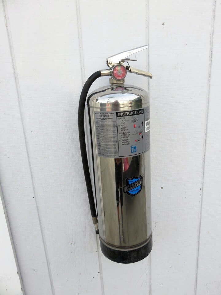 🔥🧯1-WATER PRESSURE-FIRE EXTINGUISHER COVER W/WINOW OVERALL SIZE 25″x16 ½”x8″