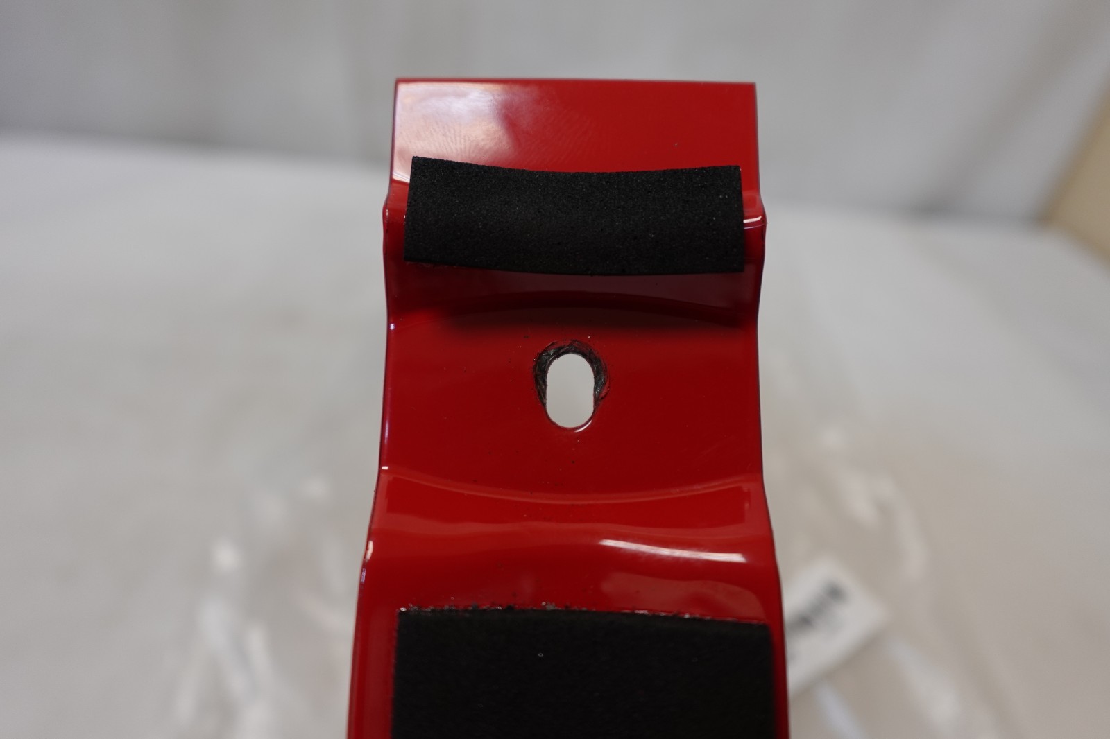 BADGER MB-250B Fire Extinguisher Mounting Bracket – Steel – 40H509 / MB-250B
