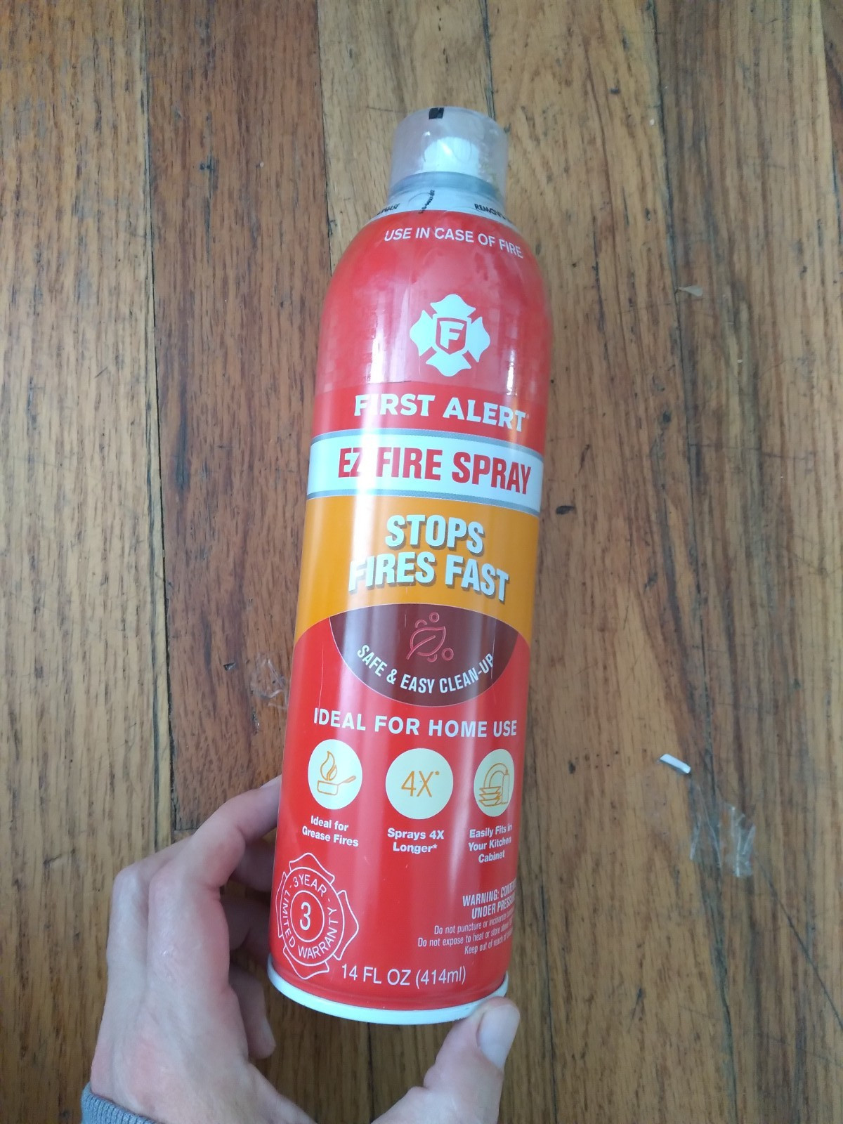 NEW First Alert EZ Fire Spray 14 OZ Stops Fires Fast Easy Clean Up