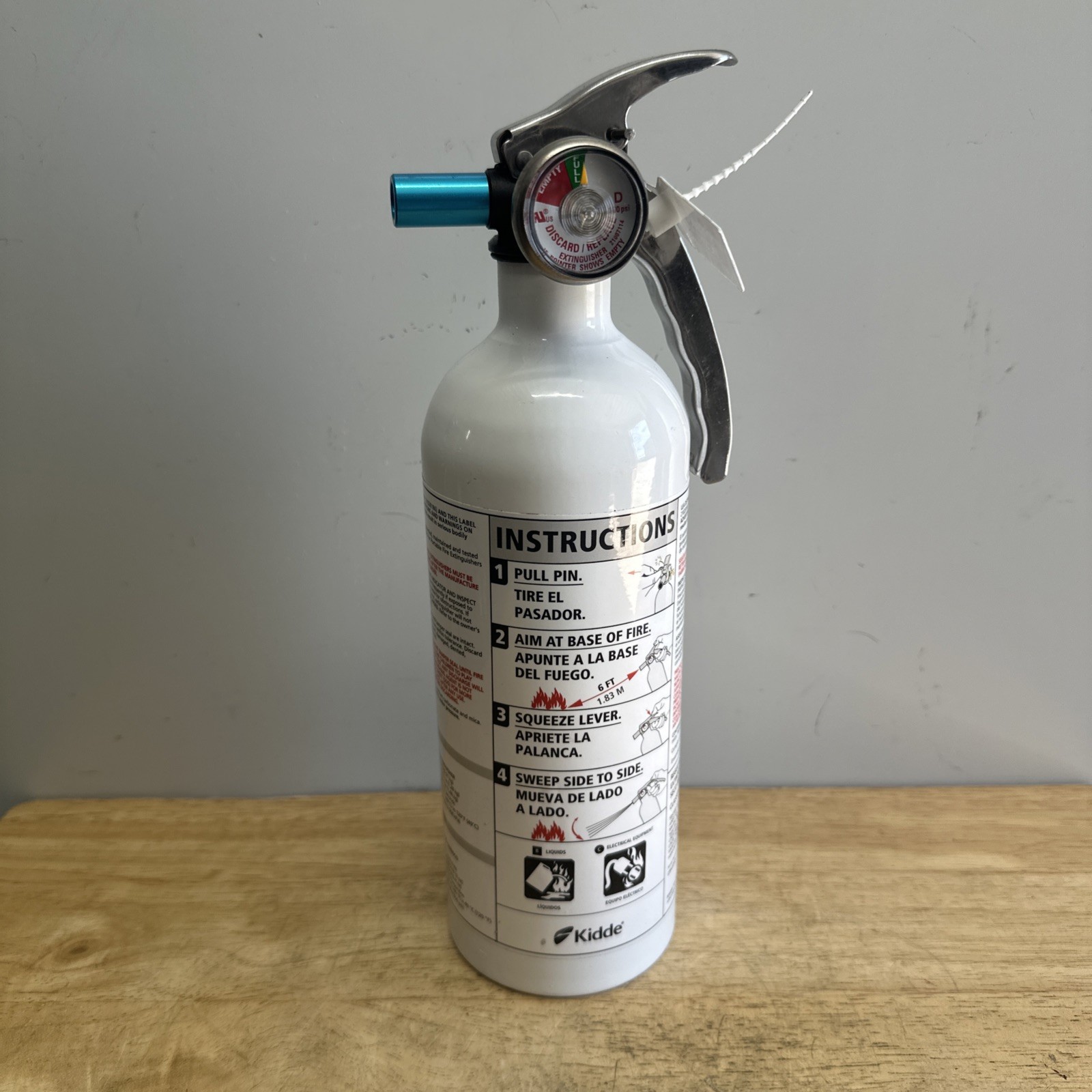 Kidde Auto/Marine UL Rating 10-B:C Fire Extinguisher – White (21029372)