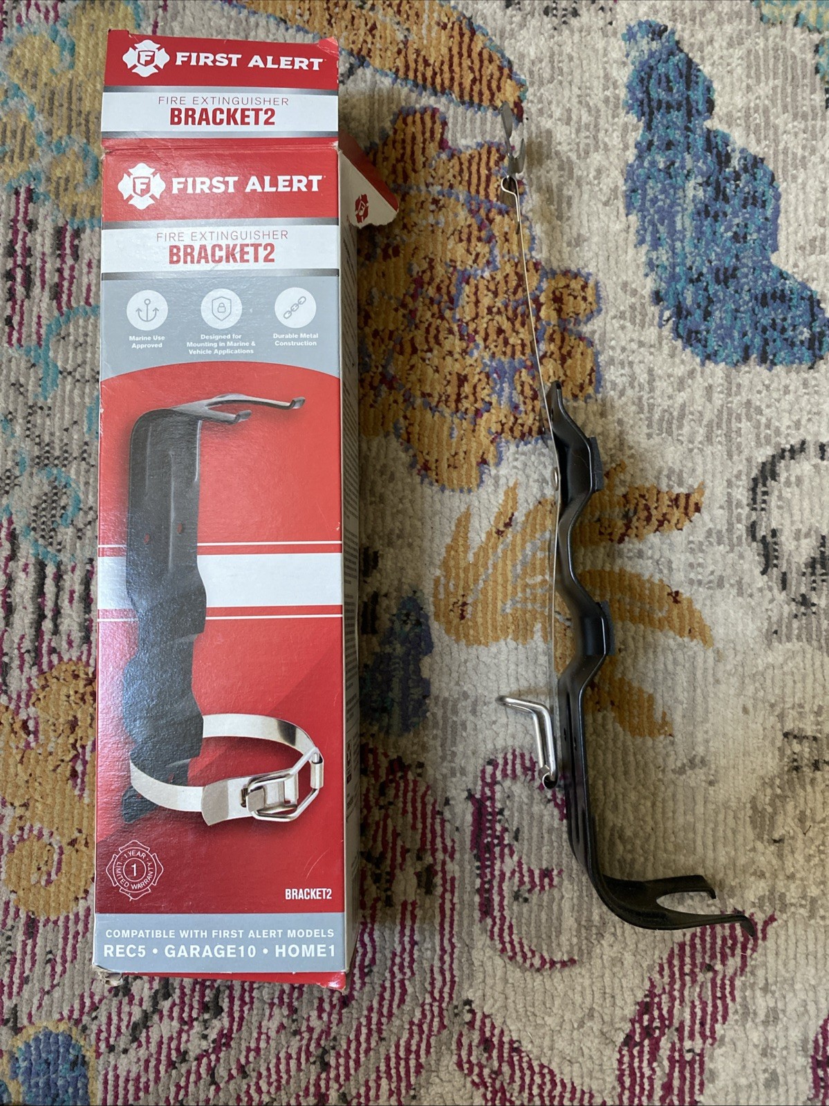 First Alert BRACKET2 Small Fire Extinguisher Mounting Bracket 3.63″ L 2.5 lb