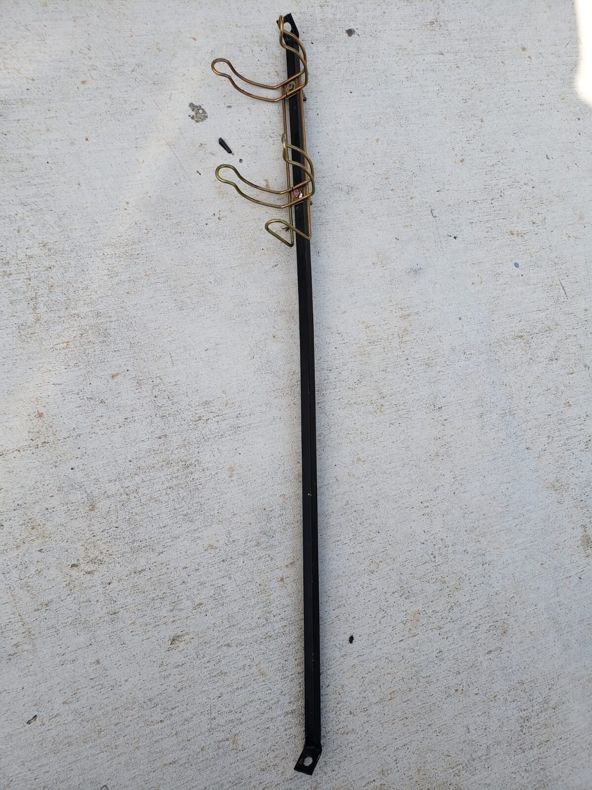 Police Fire Extinguisher Support Bracket Stand – Used In A Tahoe