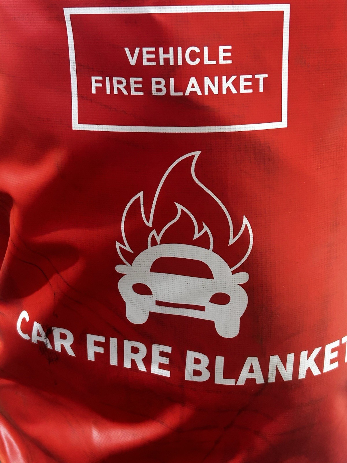 Large Fibreglass Vehicle Emergency Fire Blanket Car Fire Suppression 19′ X 29′