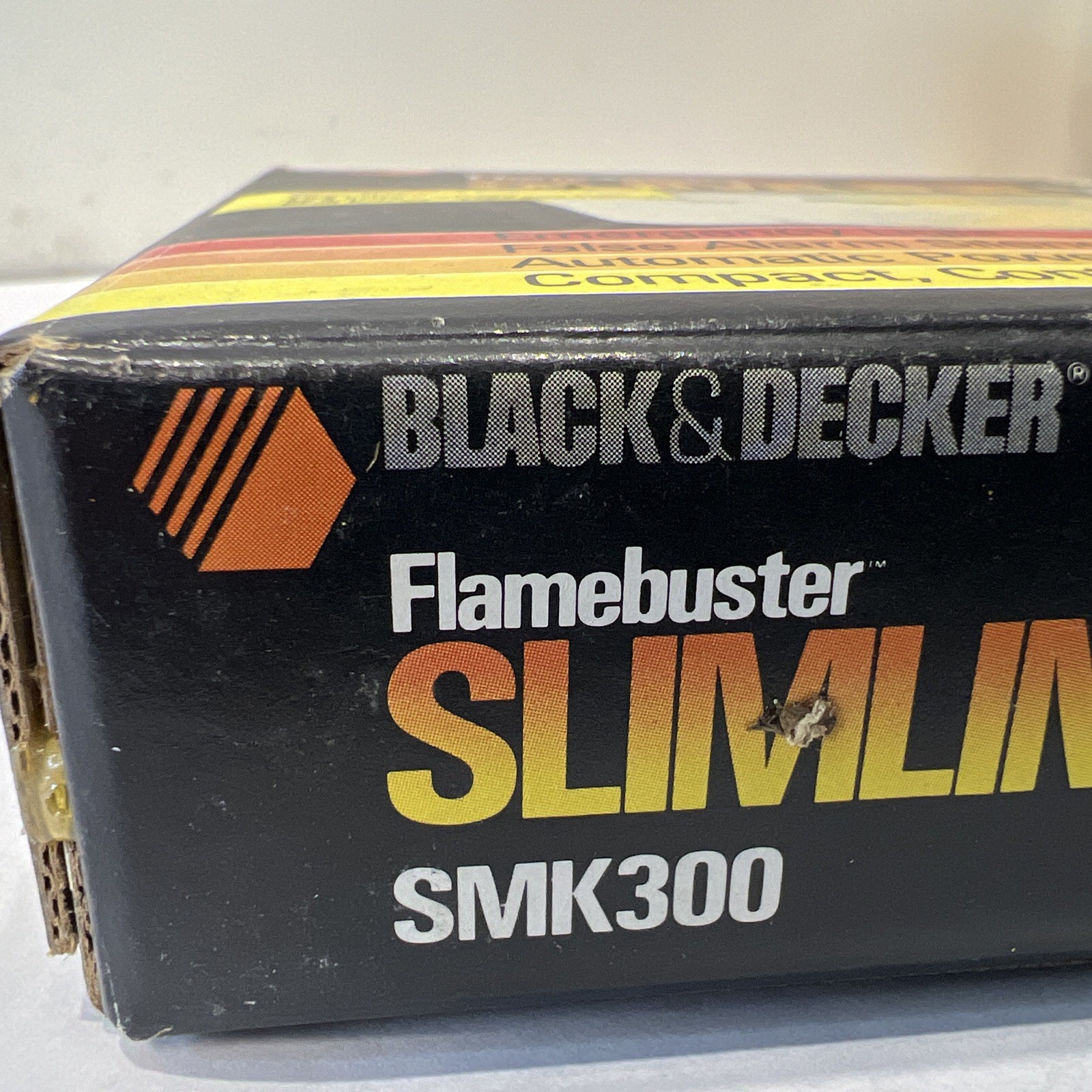 Black And Decker Flamebuster Slimline SMK300 Smoke Alarm Made In 1989 NEW SEALED