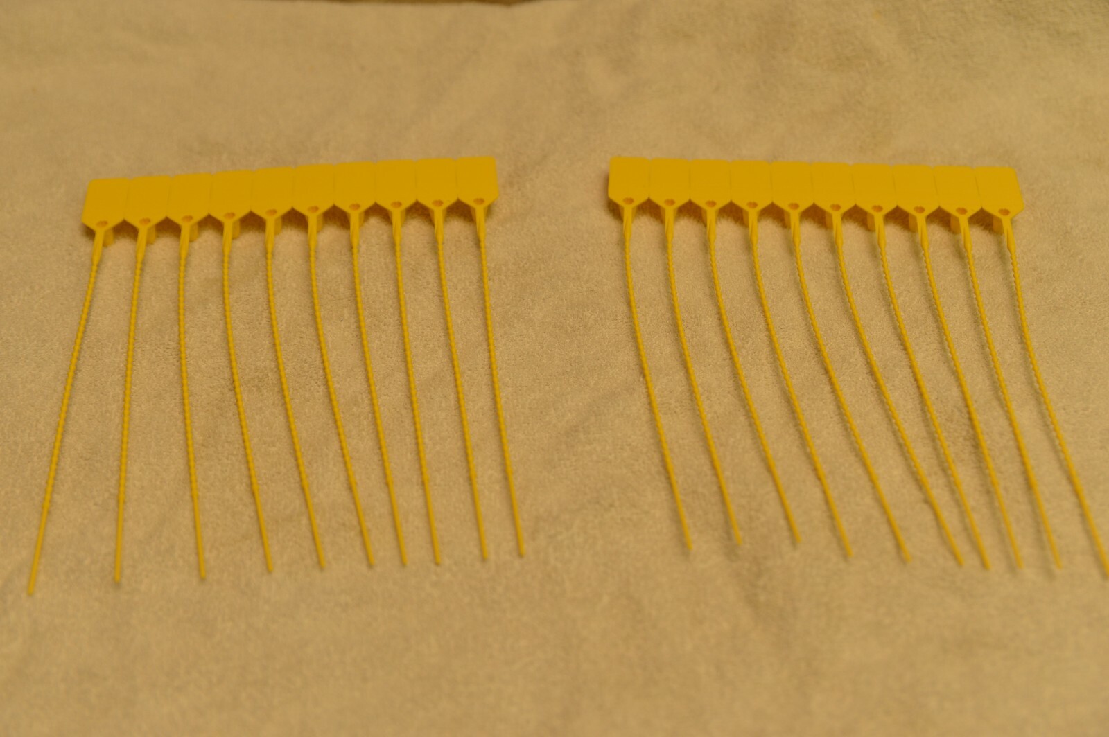 20 FIRE EXTINGUISHER TAMPER PROOF “FLAG” SAFETY SEALS (YELLOW) U.L. APPVD