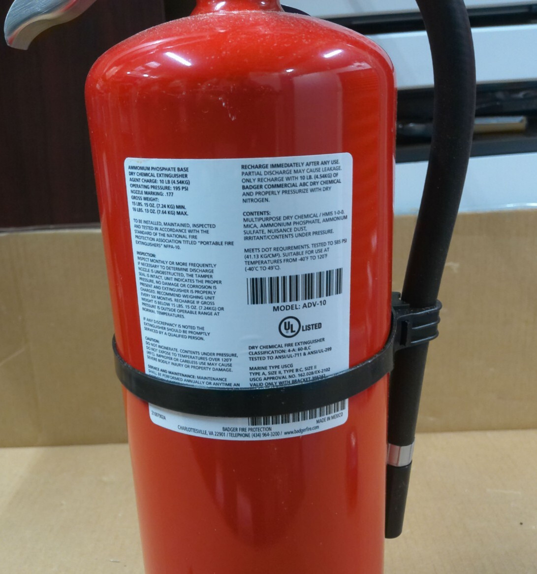 BADGER Fire Extinguisher: 10 lb Extinguisher, 10-MB-8H ABC Serviced May 2024