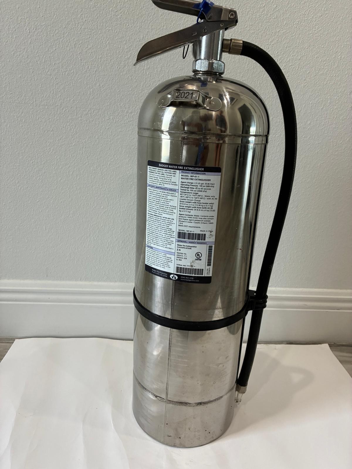 Badger WP-61-1 2.5 Gallons Class 2-A Water Fire Extinguisher