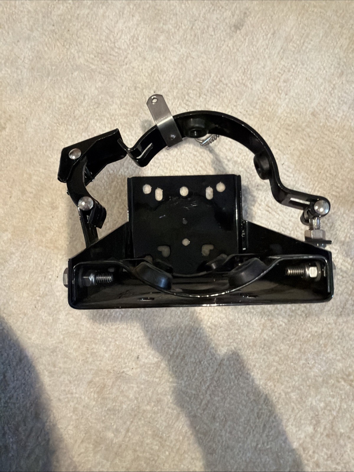Metal Bracket for 5 lb Dry Chemical Fire Extinguisher with Quick Access Straps
