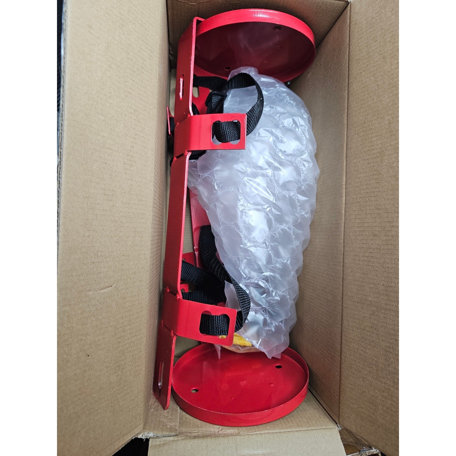 2 PCS Fire Extinguisher Wall Mount Bracket, Metal Holder for 5 lb Extinguishers