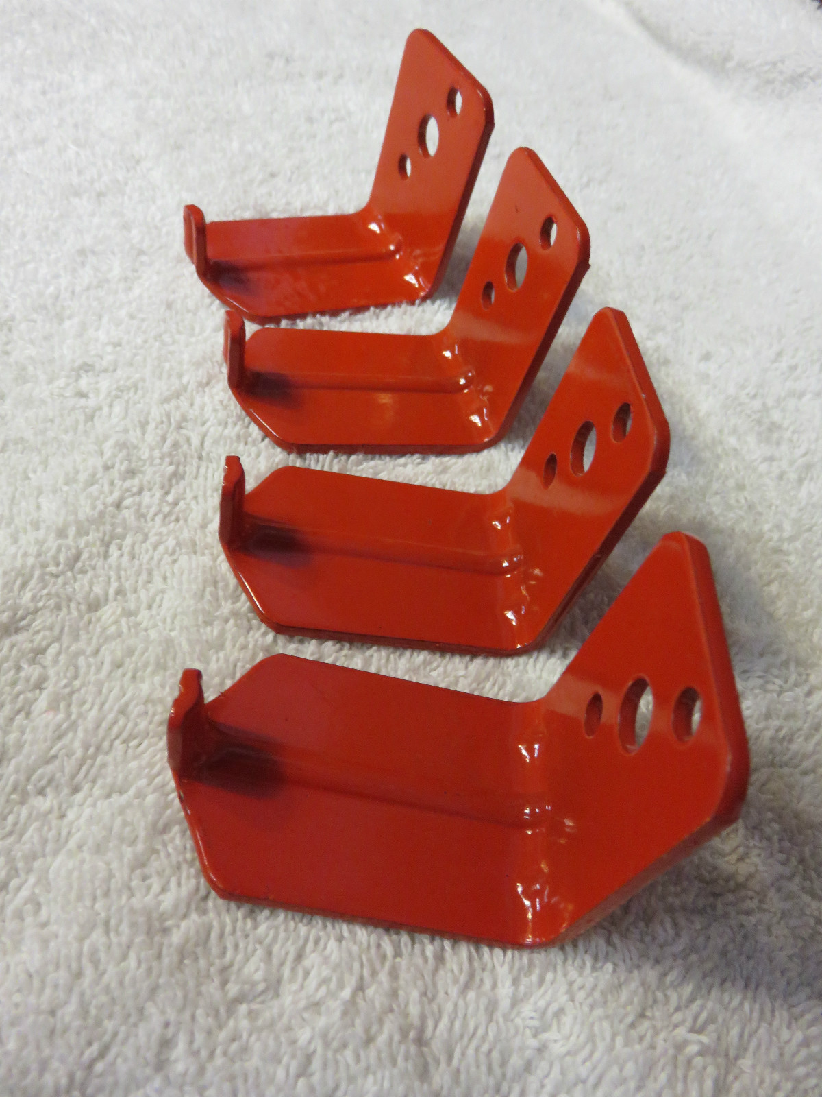 🔥🧯LOT OF 4-UNIVERSAL WALL MOUNT 10-15-20 lb SIZE FIRE EXTINGUISHER BRACKET NEW