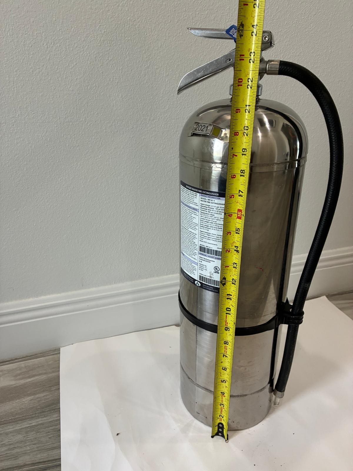 Badger WP-61-1 2.5 Gallons Class 2-A Water Fire Extinguisher