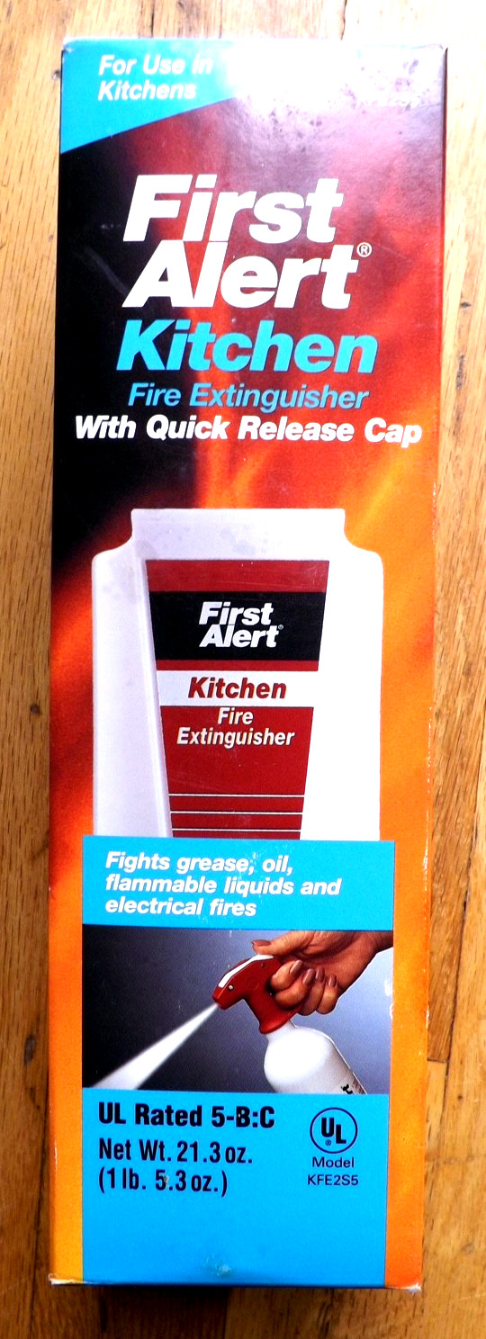 New FIRST ALERT Fire Extinguiser for Kitchen-KFE2S5 Rating 5-B:C Brand New