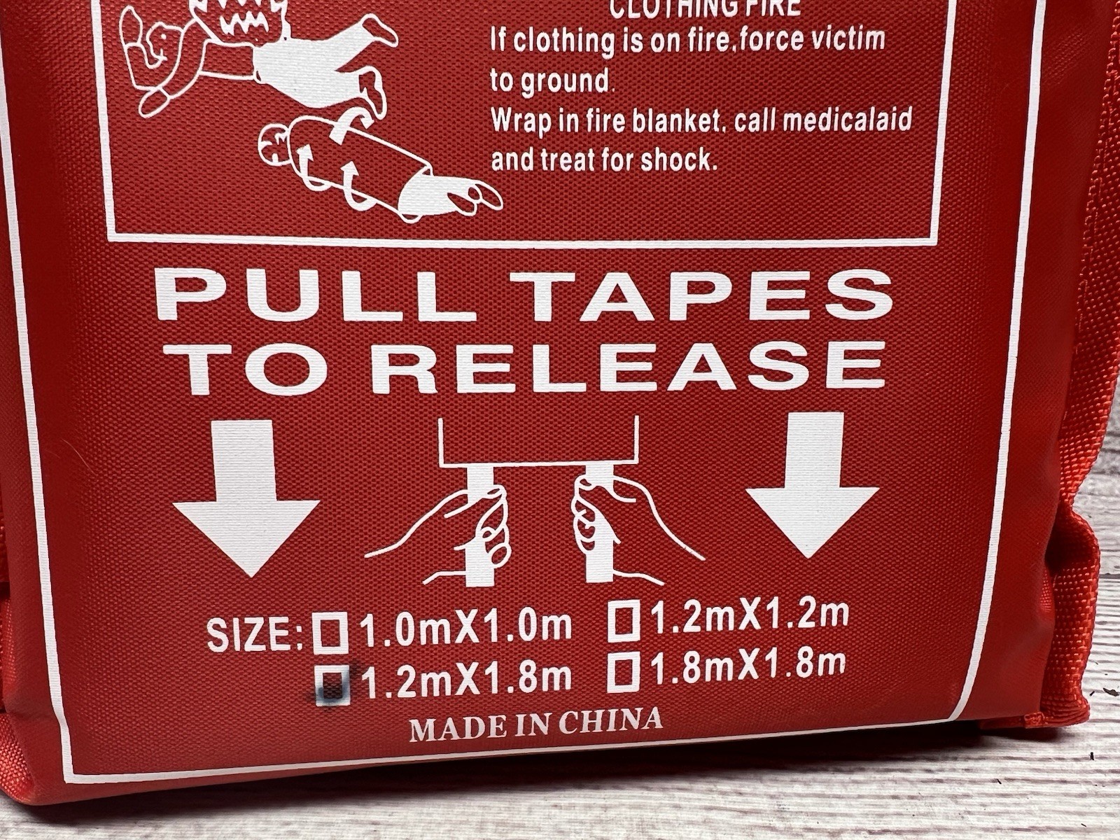3 pack. p1m² Emergency Fire Blanket Quick Release In Case For Home Office Car.