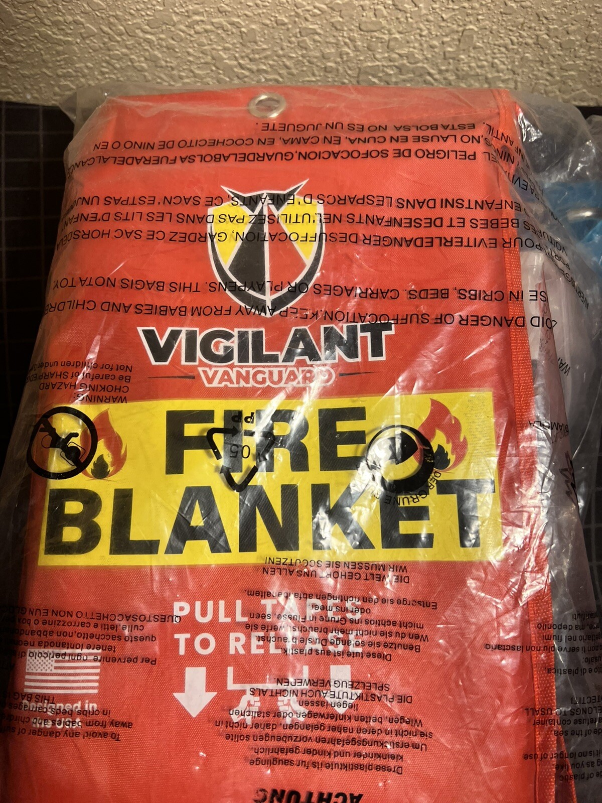 Vigilant Vanguard Emergency Fire Blanket 40” x 40” Fire Suppression. Pack Of 4