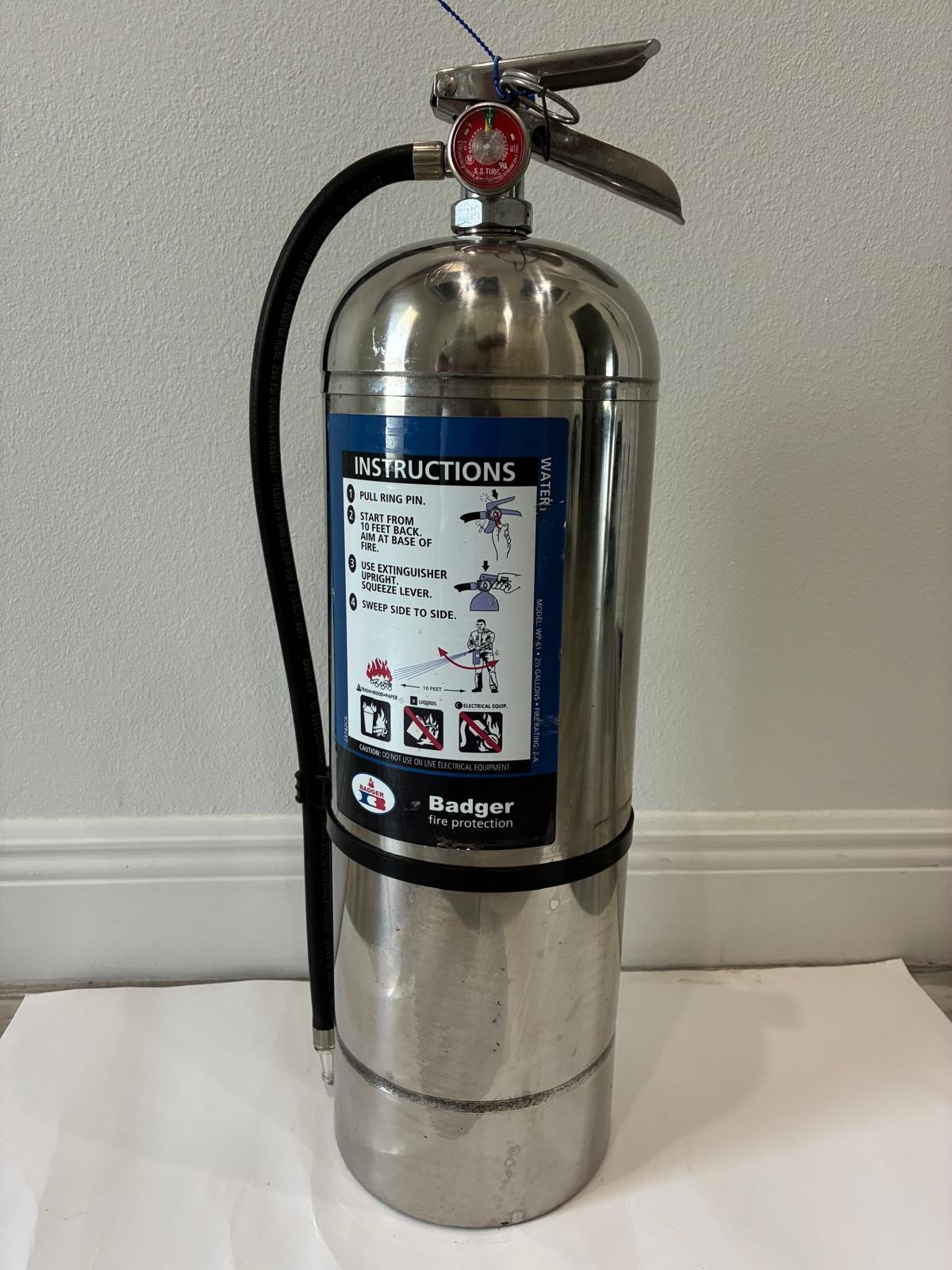 Badger WP-61-1 2.5 Gallons Class 2-A Water Fire Extinguisher