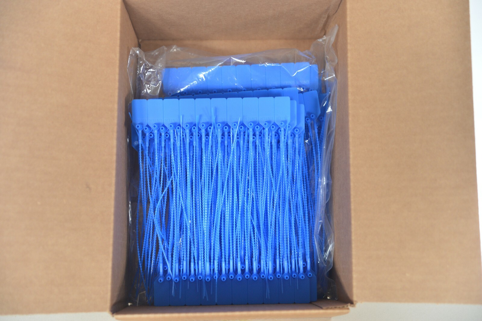 NEW 100 FIRE EXTINGUISHER TAMPER PROOF “FLAG” SAFETY SEALS (BLUE) U.L. APPROVED