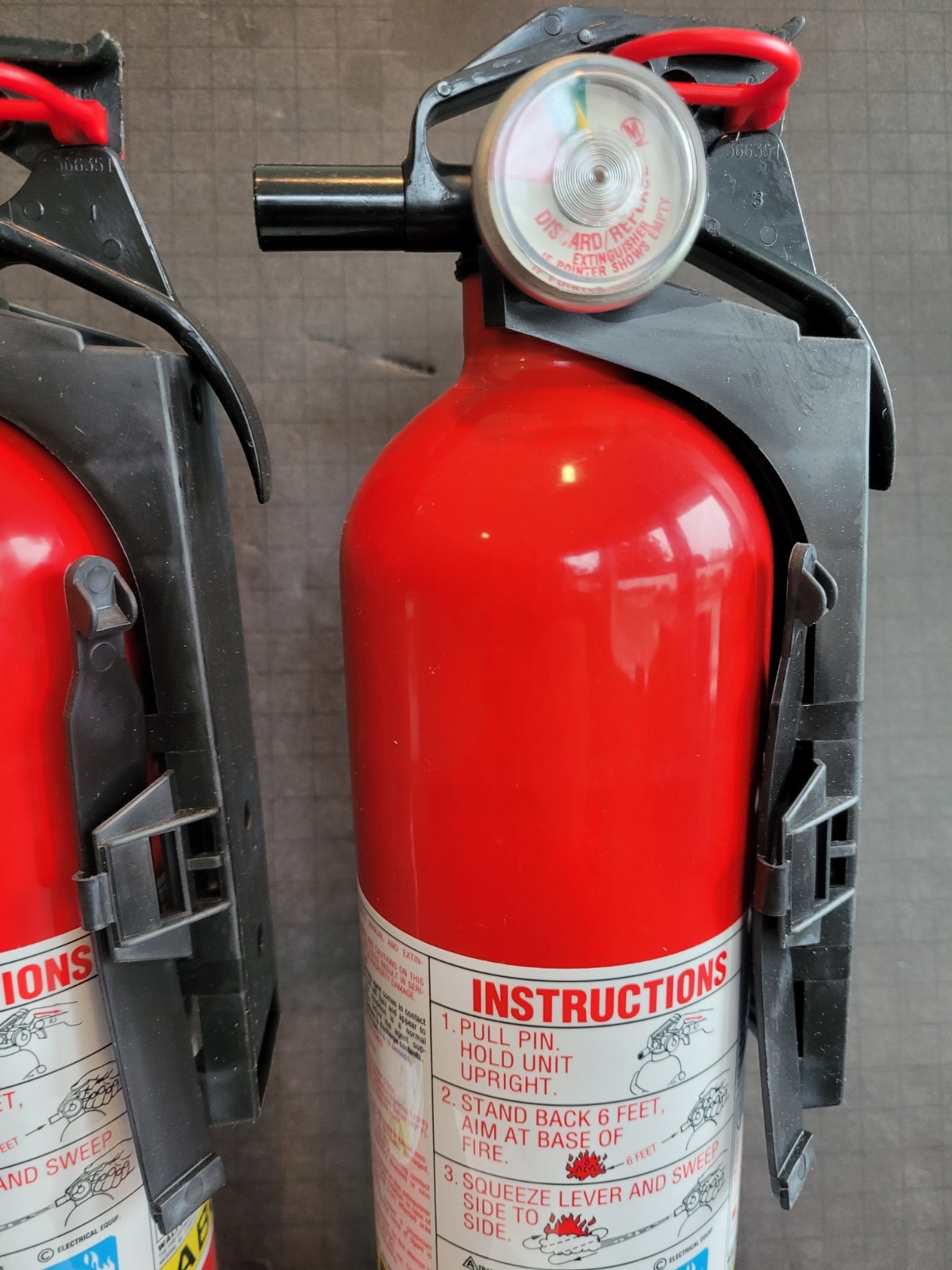 Kidde Fire Extinguisher 1-A:10-B:C Class – 2-Pack – 234211