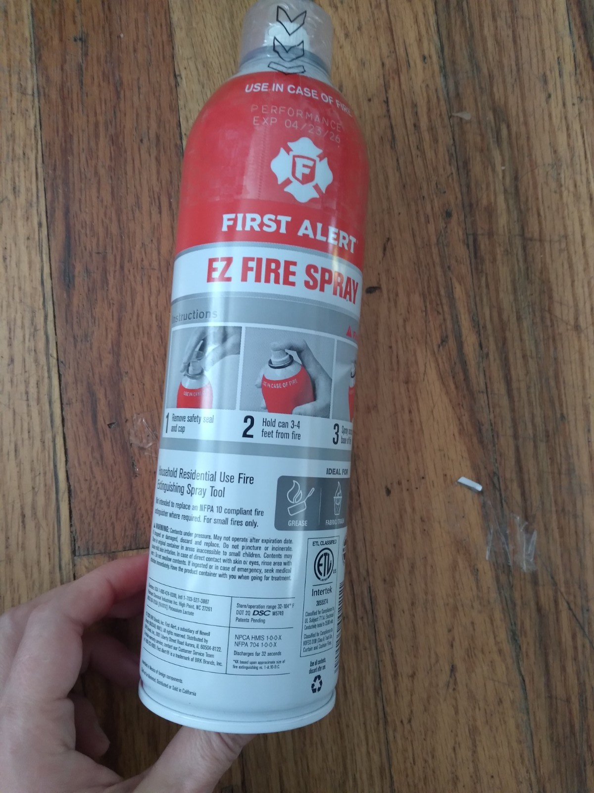 NEW First Alert EZ Fire Spray 14 OZ Stops Fires Fast Easy Clean Up