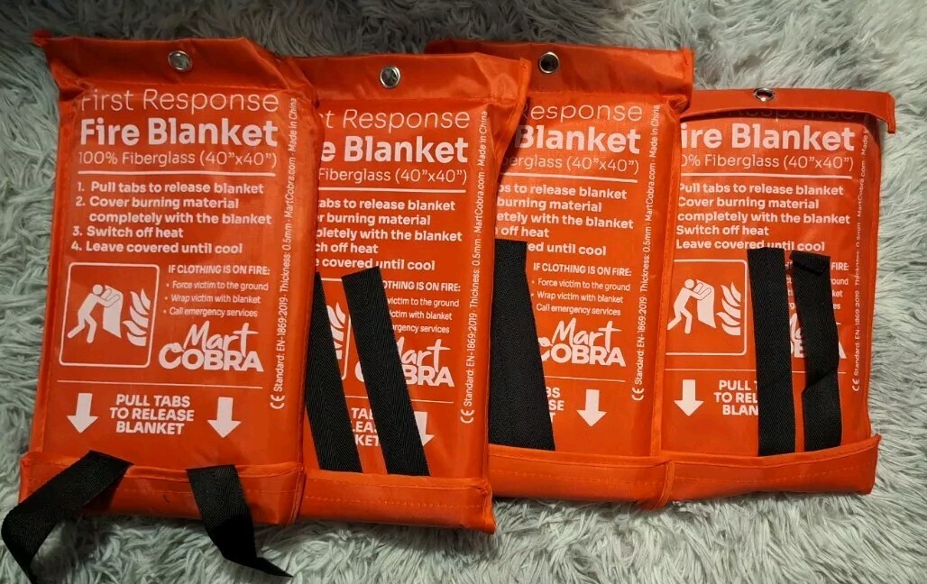 First Response Fire Blanket. (Pack Of 4) 100% Fiberglass 40″x40″