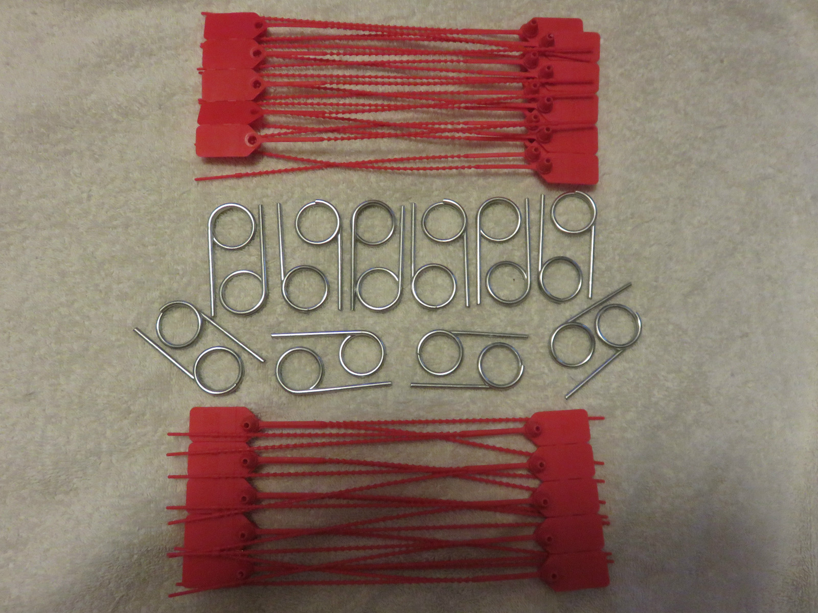 🔥🧯25-TAMPER FLAG SEALS (YOU CHOOSE COLOR) & 20 Fire Extinguisher Pull Pins🔥🧯