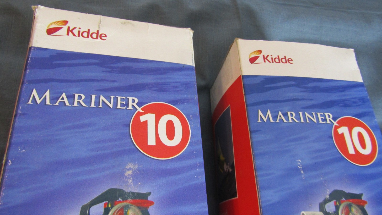 ( SET OF 2 ) Kidde Fire Extinguishers 10-B:C, For Car Truck Auto Marine Boat Dry