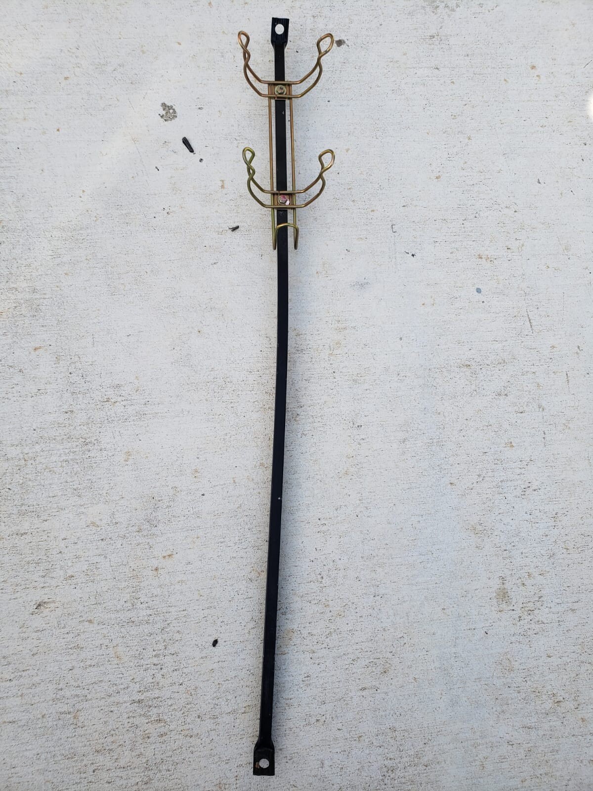 Police Fire Extinguisher Support Bracket Stand – Used In A Tahoe