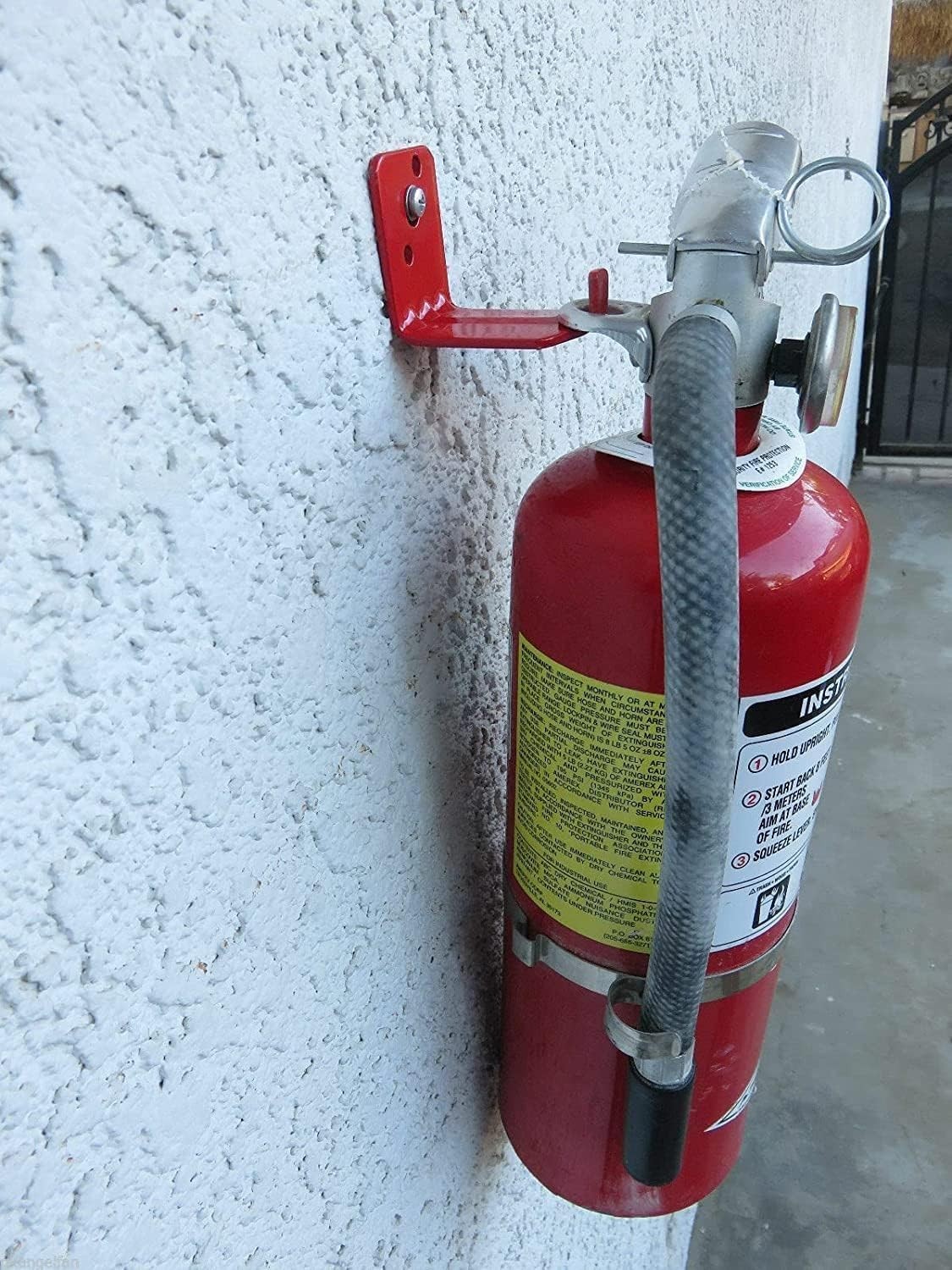2-UNIVERSAL FORK STYLE WALL MOUNT BRACKETS 5-10 & 40lb. FIRE EXTINGUISHER