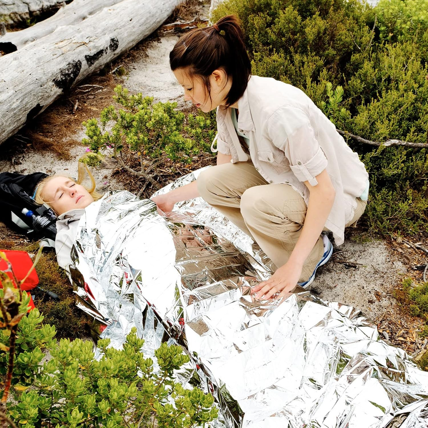 50 Pieces Emergency Thermal Blanket Bulk 83 X 63 Gigantic Foil Space Blanket Sur
