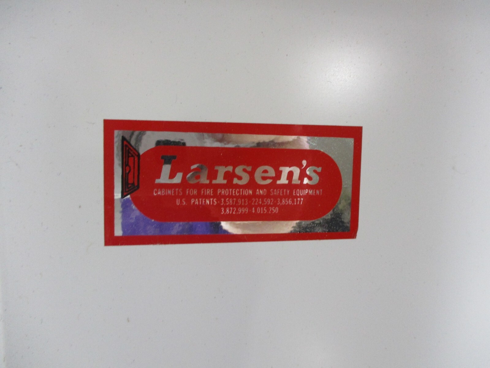 Larsen’s Fire Extinguisher Cabinet Full Acrylic Rolled Edge Semi Recessed (B)