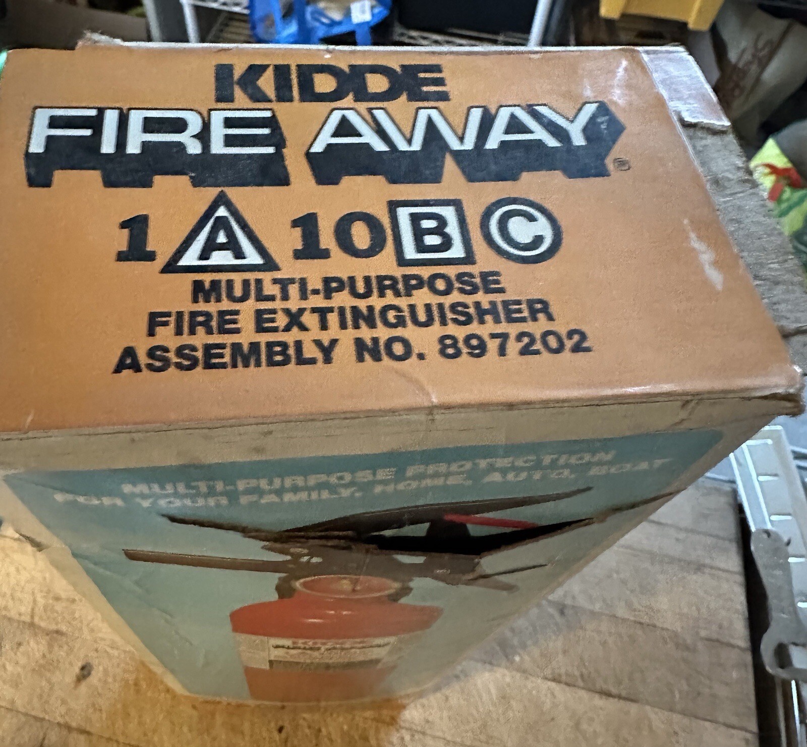 SEALED – VINTAGE KIDDE FIRE AWAY 897202 MULTI-PURPOSE FIRE EXTINGUISHER 1A10BC