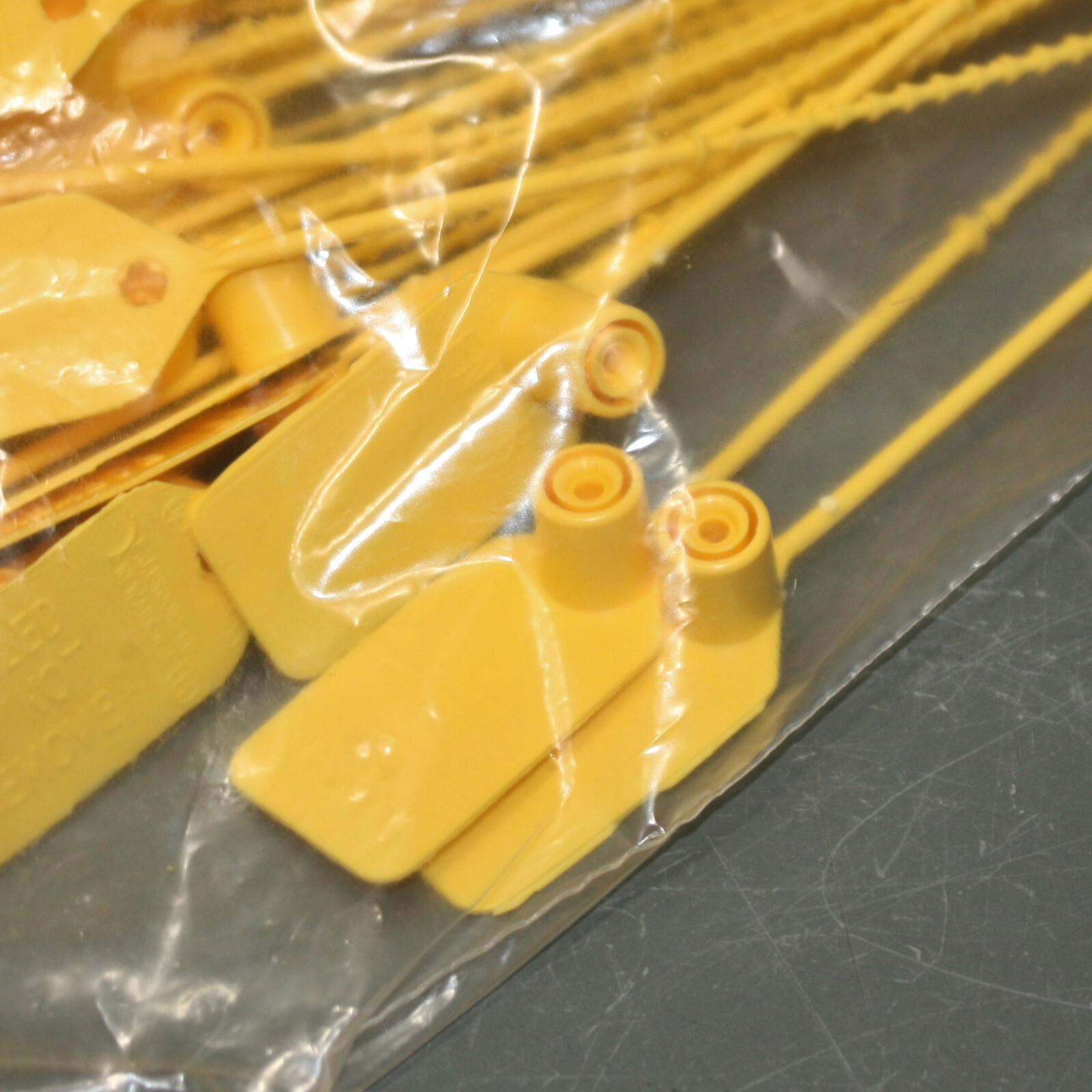(100) Amerex Fire Extinguisher Tamper Seals 01387-P100, Yellow Cable Lock Tag