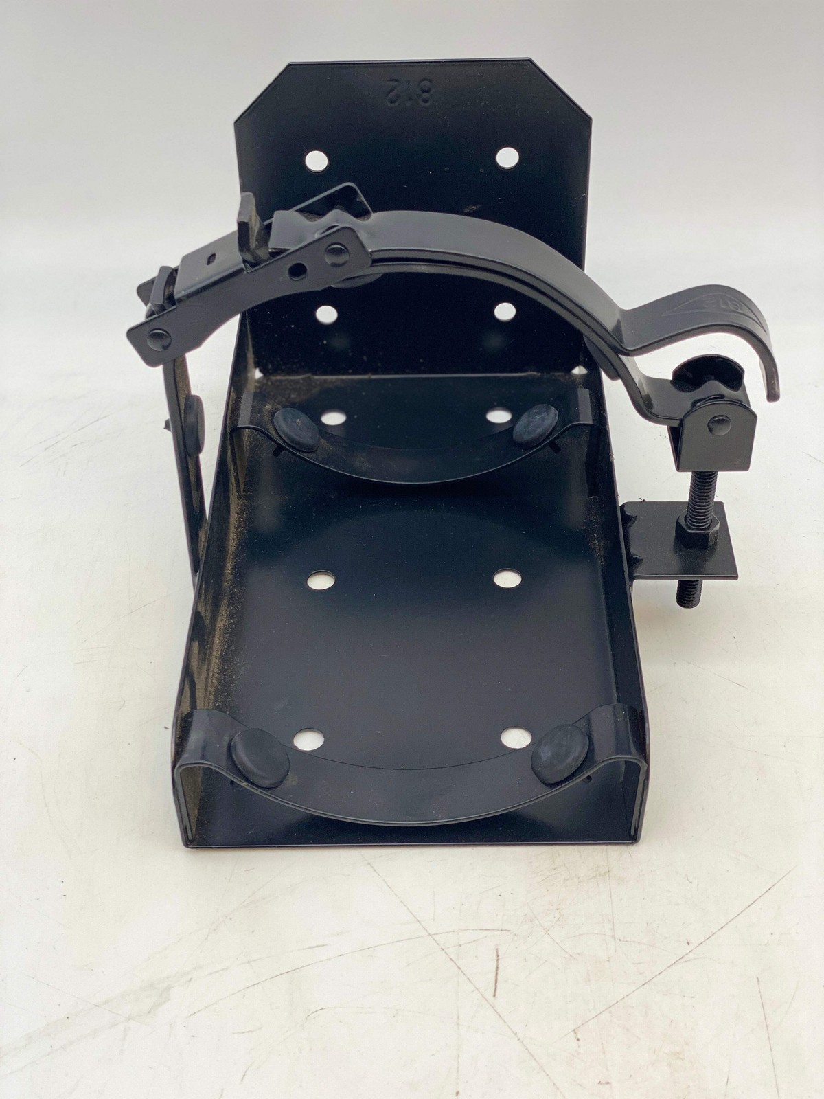 Amerex 12933 812 Box Type Mounting Bracket, Black 6″ VEH *Box of (2)* (Open Box)