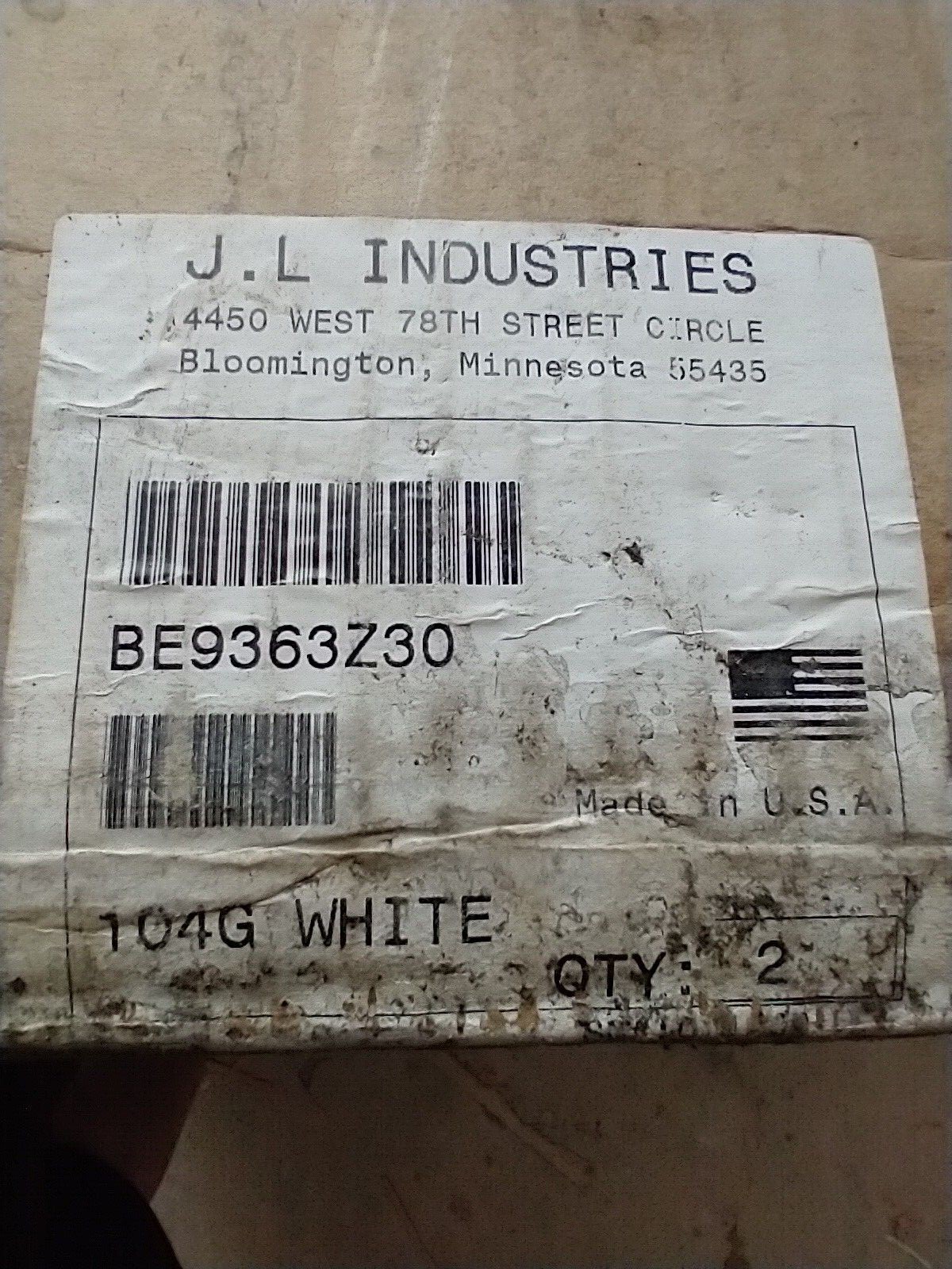 Lot of 2, JL BE9363Z30 White Fire Extinguisher Cabinet Wall Surface Mount 20lb