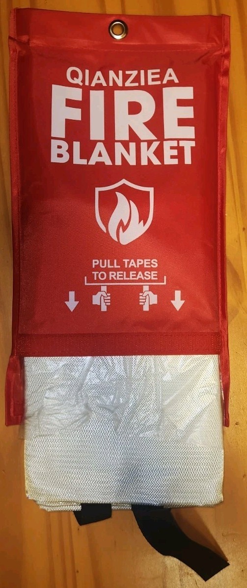 Qianziea Fire Blanket 40″ X 40″ 100% Woven Fiberglass 1M x 1M
