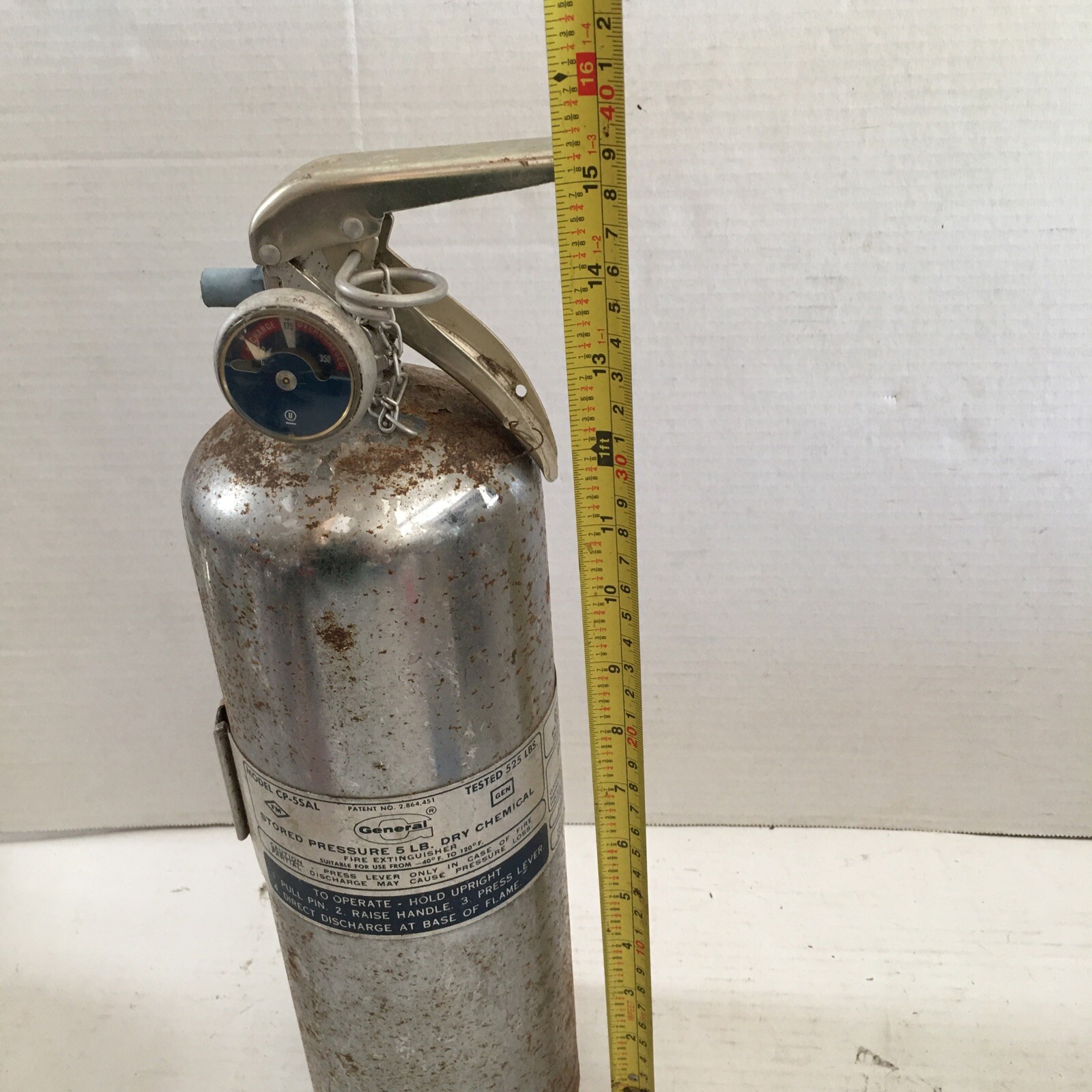Empty VINTAGE General Solar Line Model CP-5SAL Fire Extinguisher. 5LB Chrome