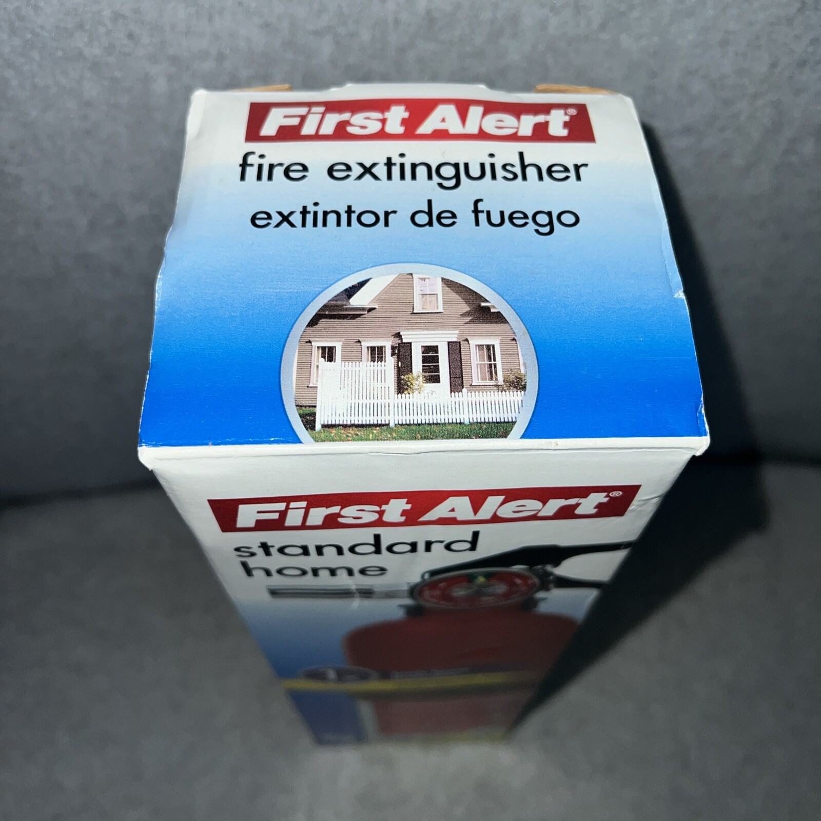 First Alert HOME1 Rechargeable Standard Home Fire Extinguisher UL Rated 1-A:10-B