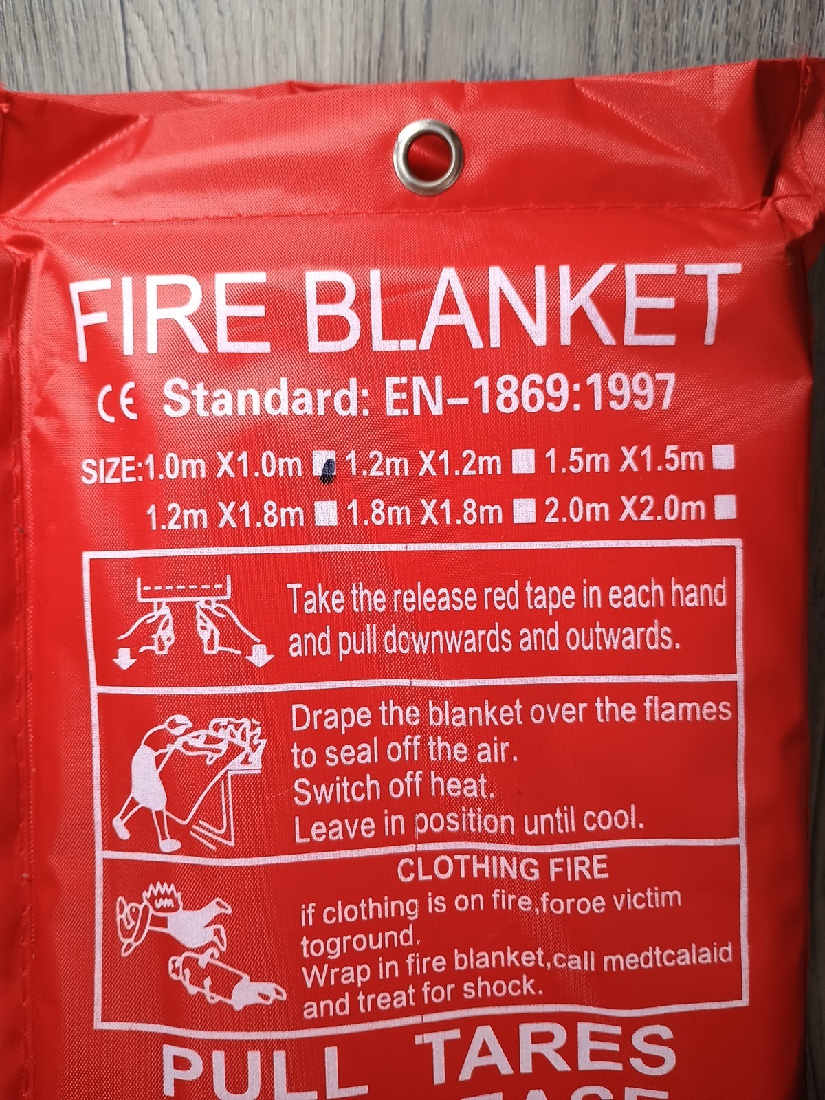 2x Fire Blanket 1.0m X 1.0m For Kitchen & Stove Top Fires or Clothing Fires