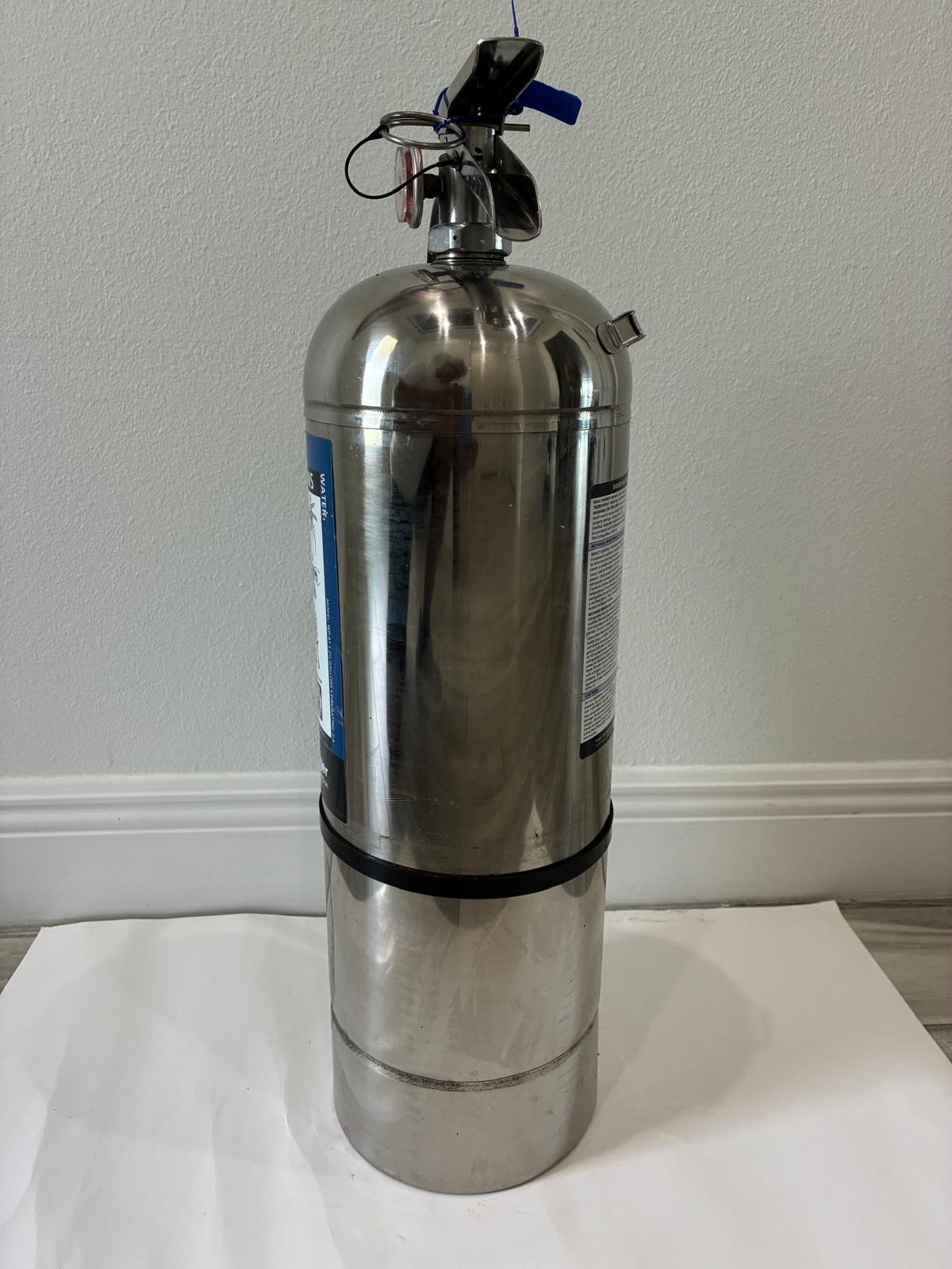 Badger WP-61-1 2.5 Gallons Class 2-A Water Fire Extinguisher