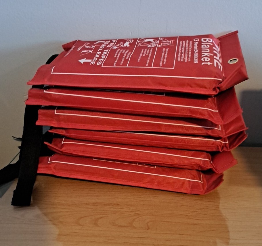 6 PACK FIRE BLANKET 39”x39”in (1×1 Meter) Fiberglass