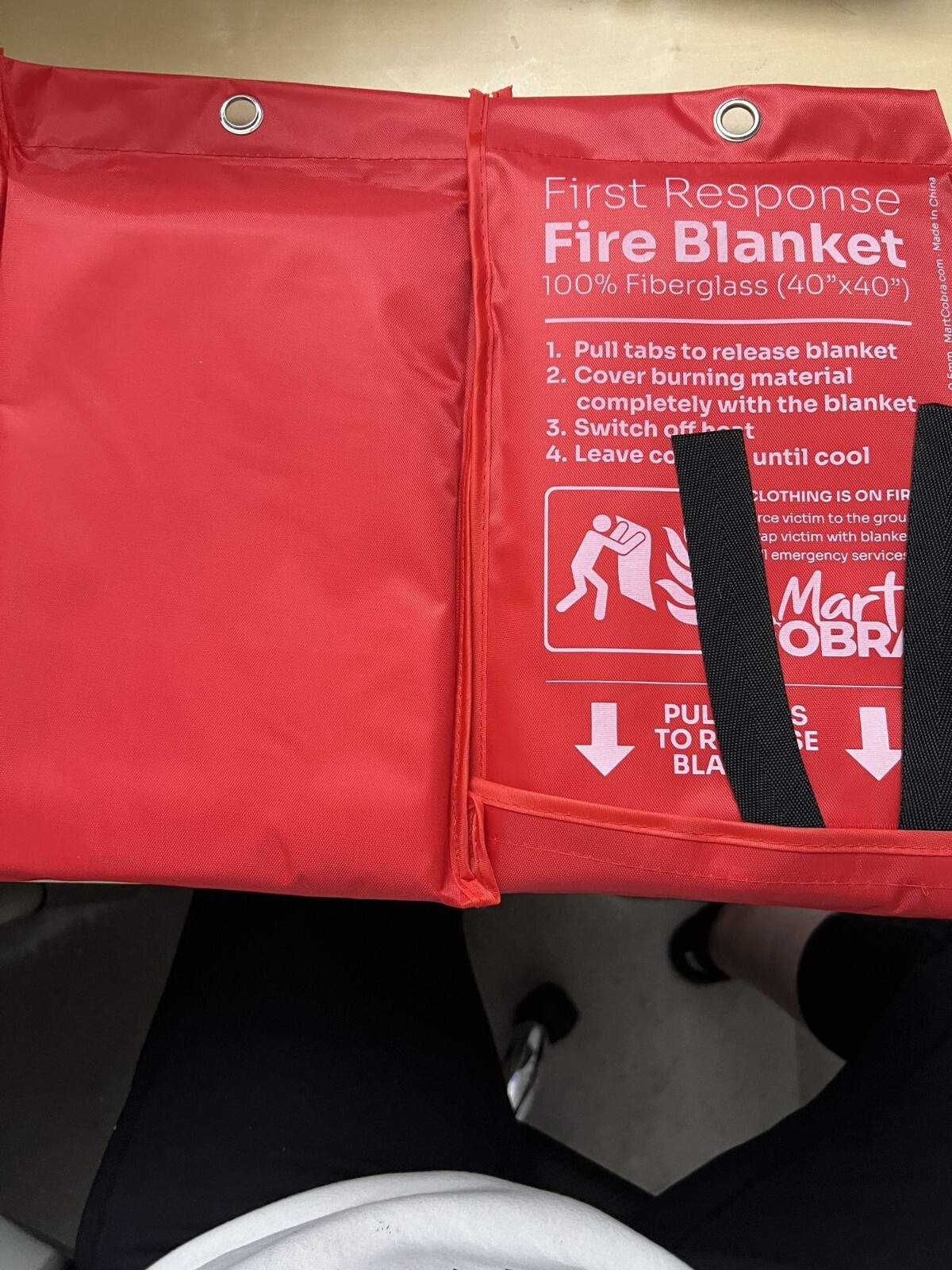 First Response Fire Blanket 100% Fiberglass 40″x40″ Pull Tabs Release Blanket Ma