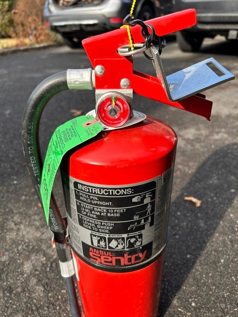10LB ANSUL SENTRY AA10S – ABC Dry Chemical Fire Extinguisher