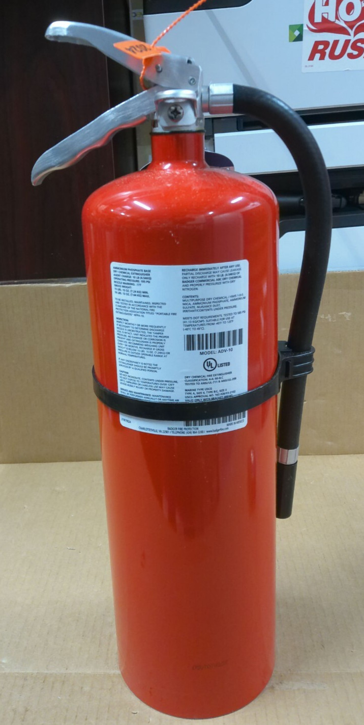 BADGER Fire Extinguisher: 10 lb Extinguisher, 10-MB-8H ABC Serviced May 2024