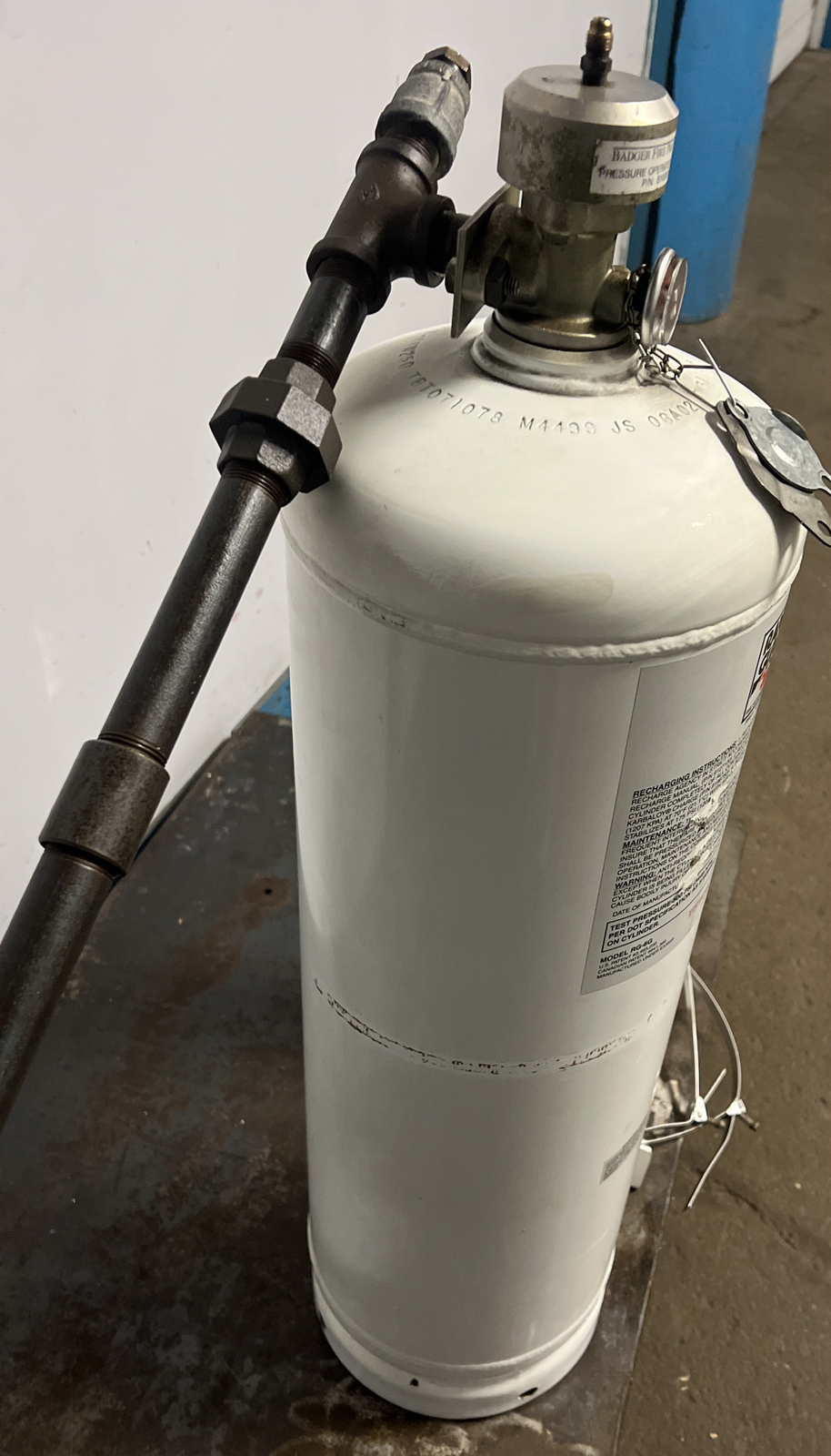 Badger Fire Protection Range Guard Wet Chemical Cylinder Model RG-6G. Used
