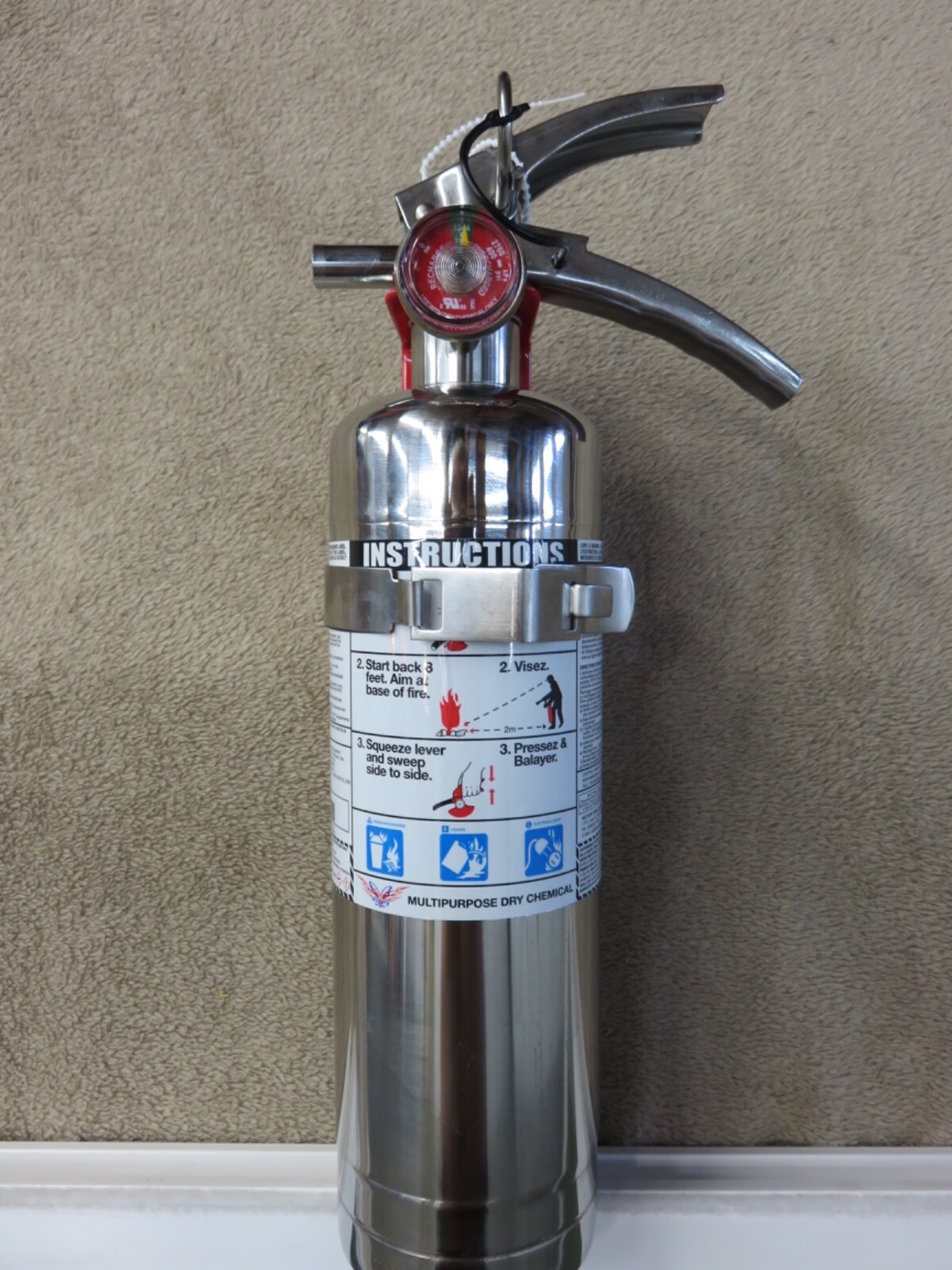 🧯NEW 2025-2.5 lb CHROME/STAINLESS STEEL ABC FIRE EXTINGUISHER W/VEHICLE BRACKET